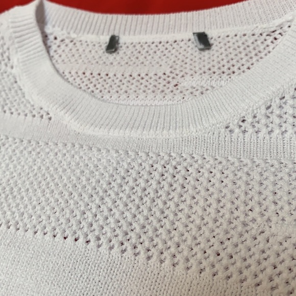 Vince white cotton mesh sweater! NWOT!! - Picture 2 of 8